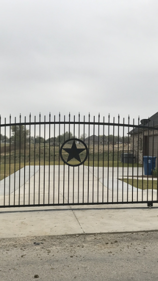 Iron driveway gate Crowley Texas